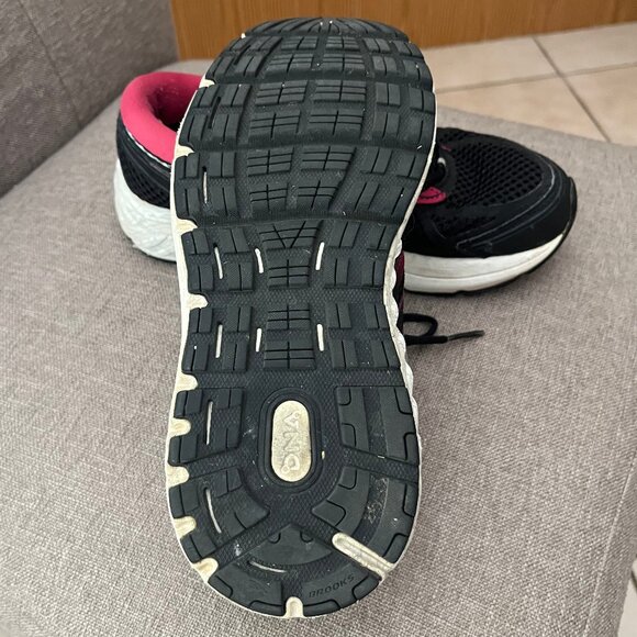 Brooks Addiction 13  Size 7.5  Very good condition - Picture 8 of 8